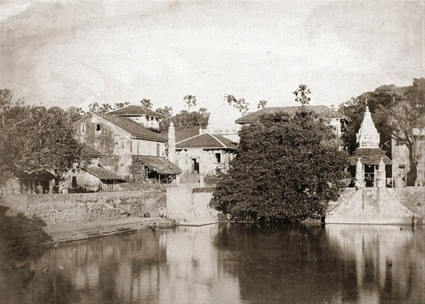 बाणगंगा तलाव आणि वाळकेश्वर मंदिर (१८५५)